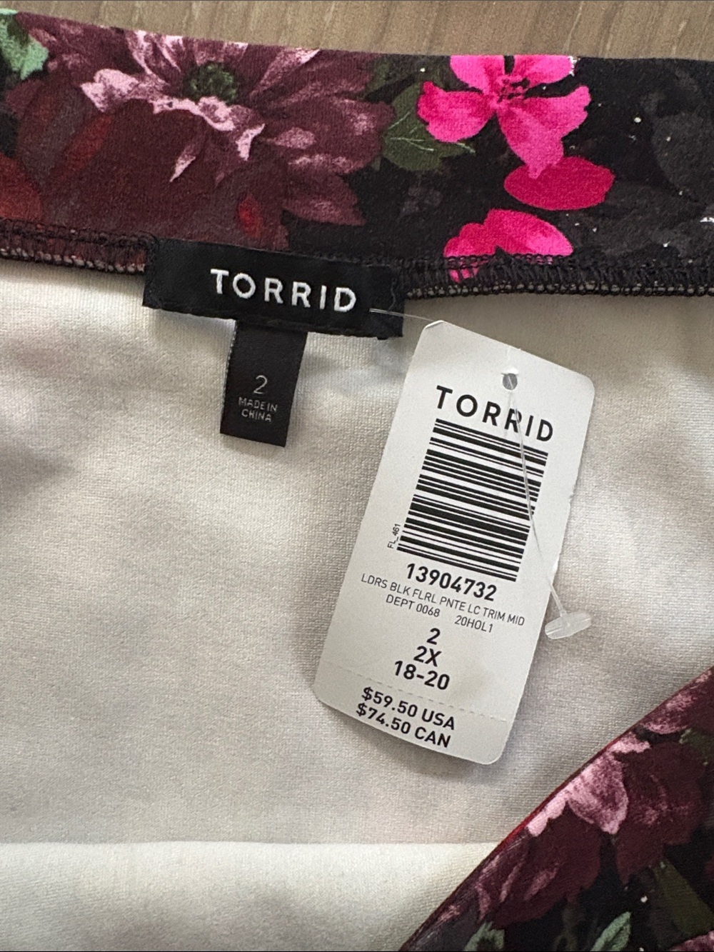 Torrid Black floral lace trim stretch midi skirt with pockets Women’s 2X NWT - Picture 2 of 6